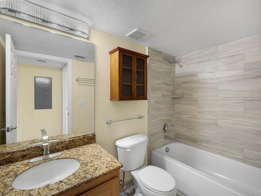 281 SW Palm 202 Drive 202