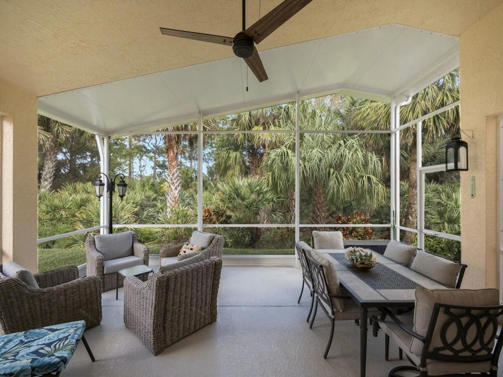 392 NW Granville Street