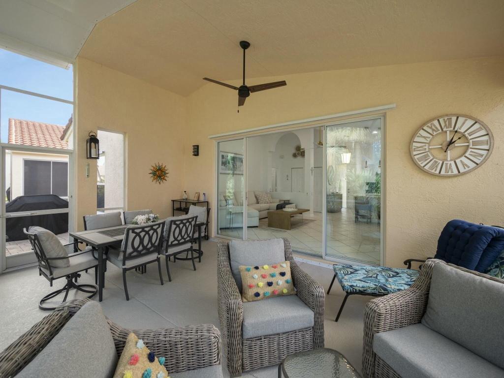 392 NW Granville Street