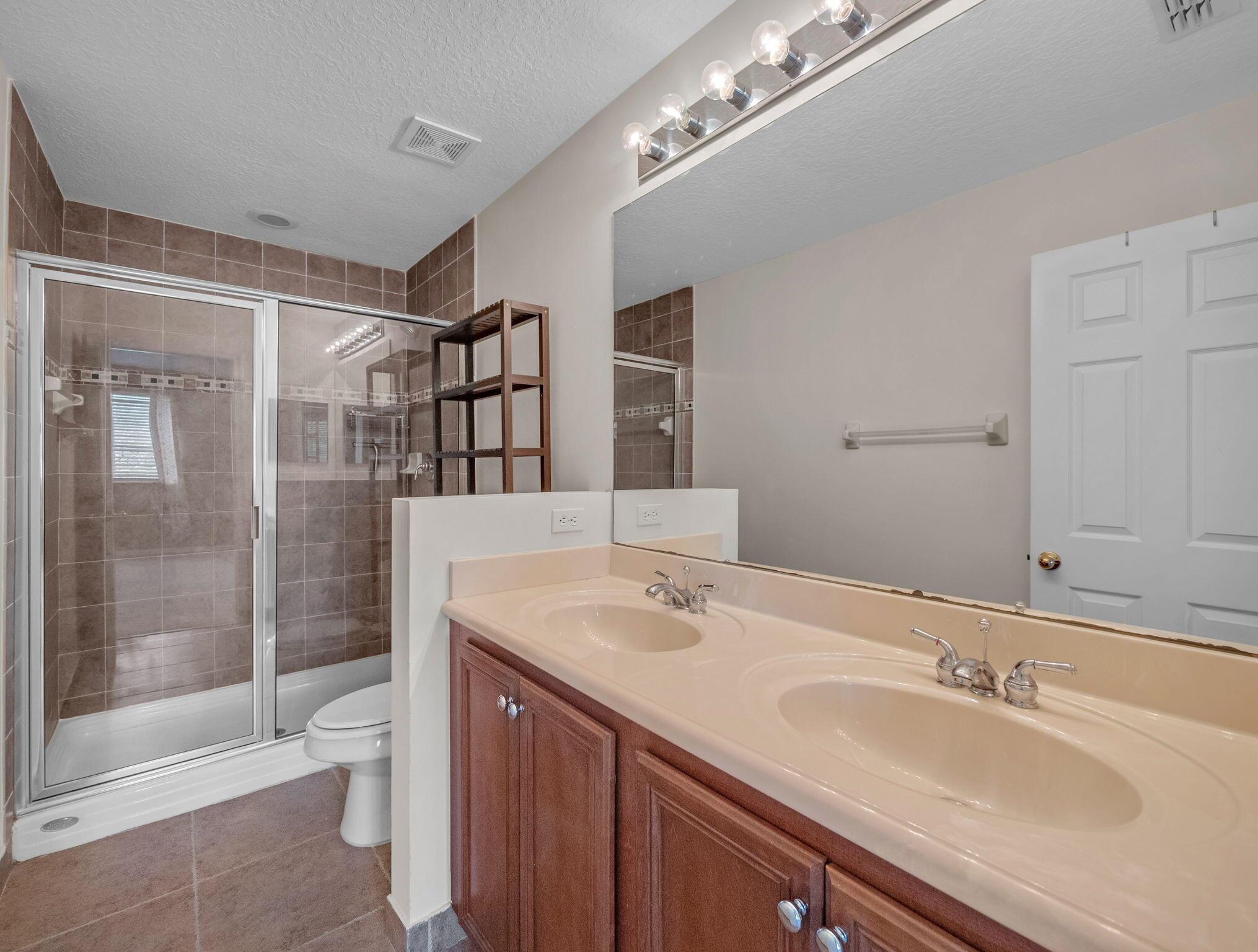 2185 SW Rockport Road