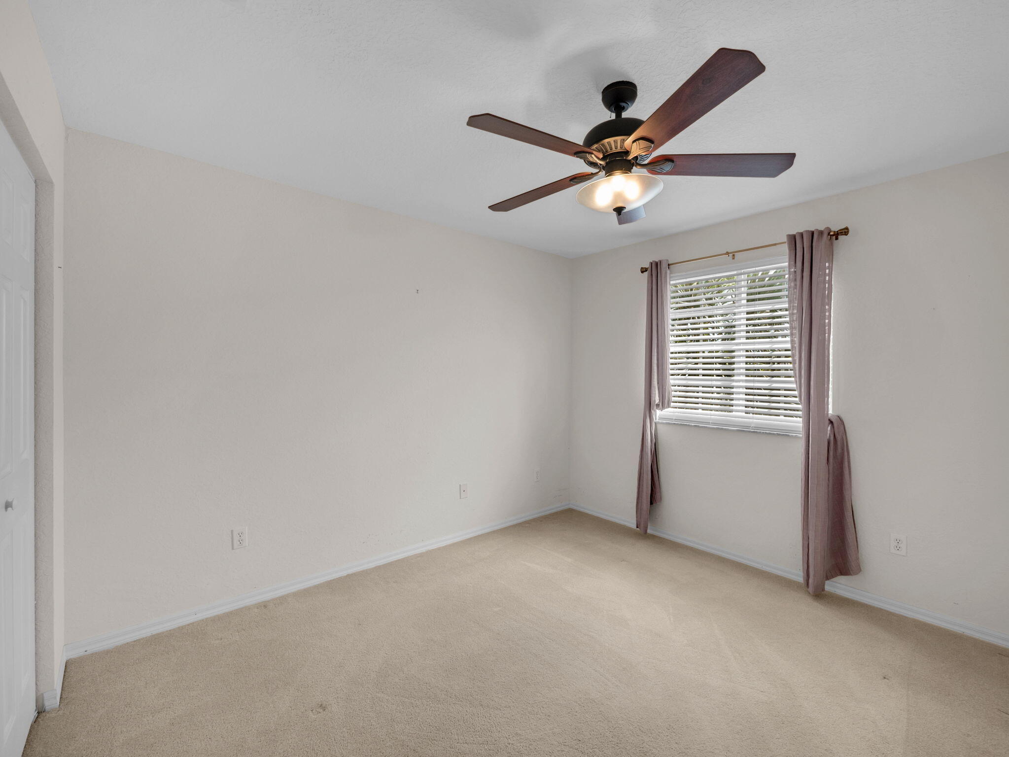 2185 SW Rockport Road