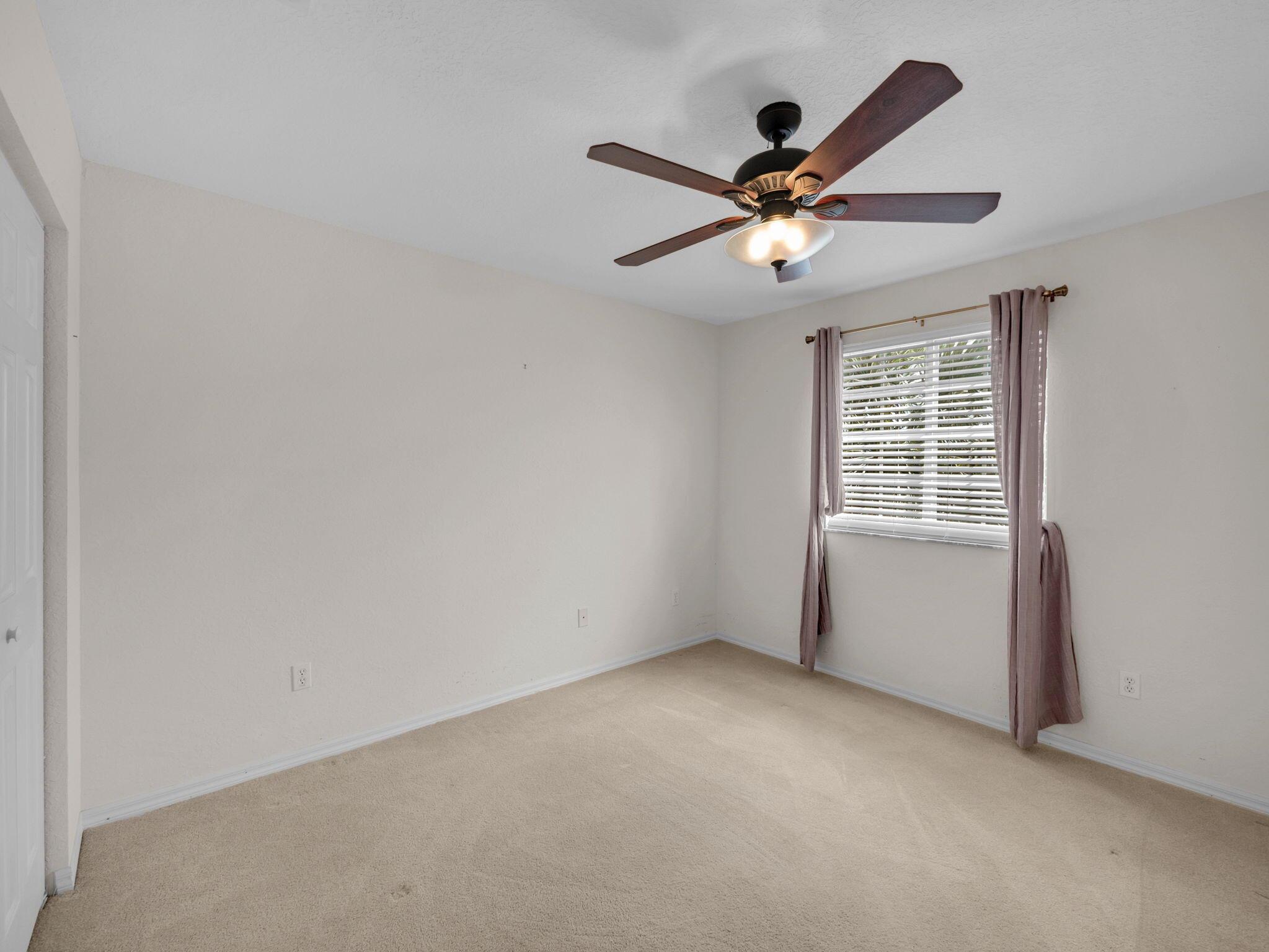 2185 SW Rockport Road