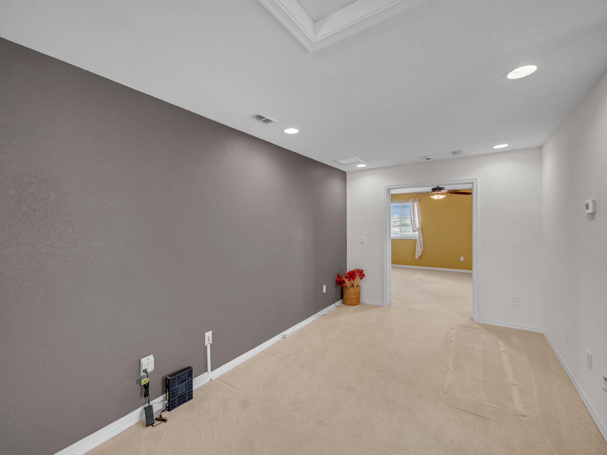 2185 SW Rockport Road