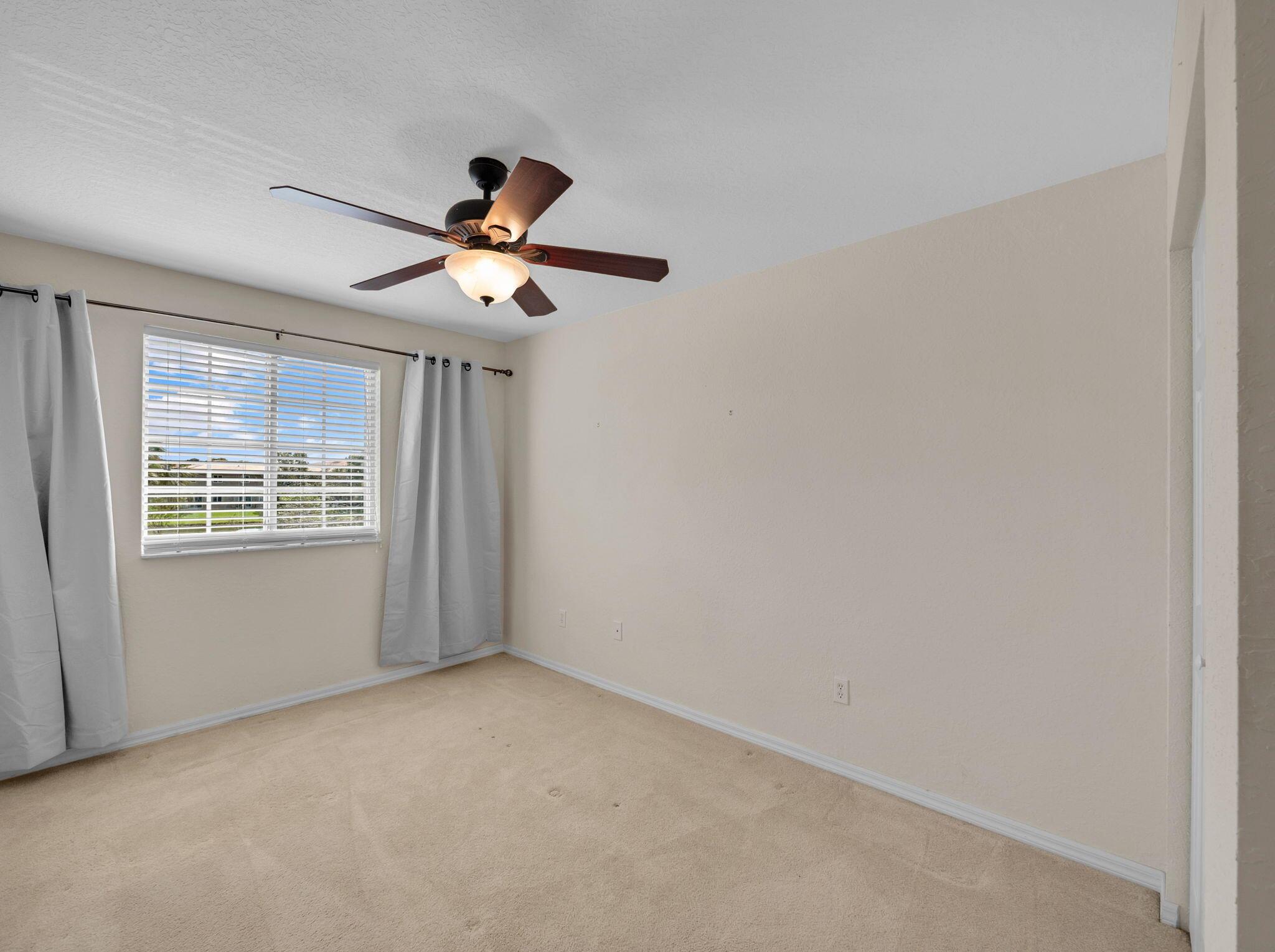 2185 SW Rockport Road