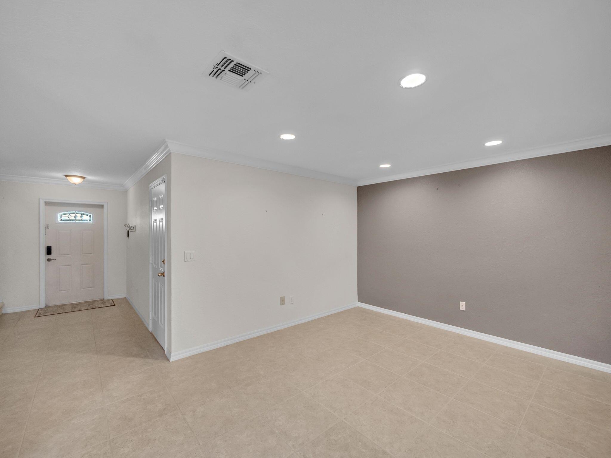 2185 SW Rockport Road