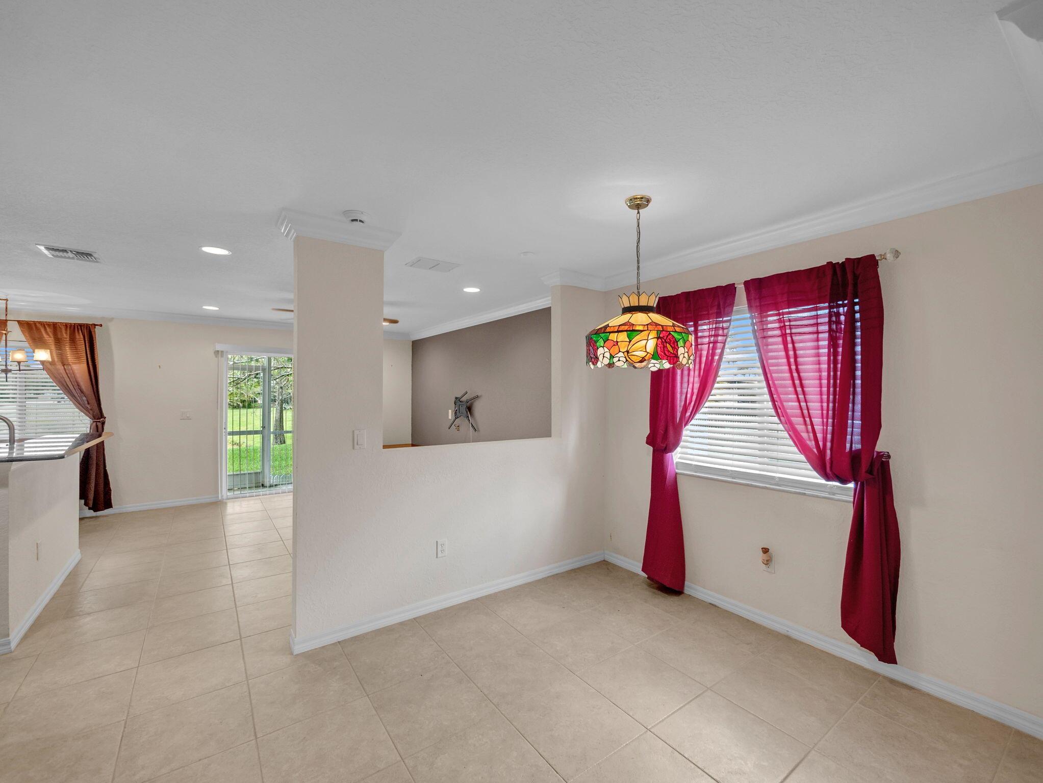 2185 SW Rockport Road