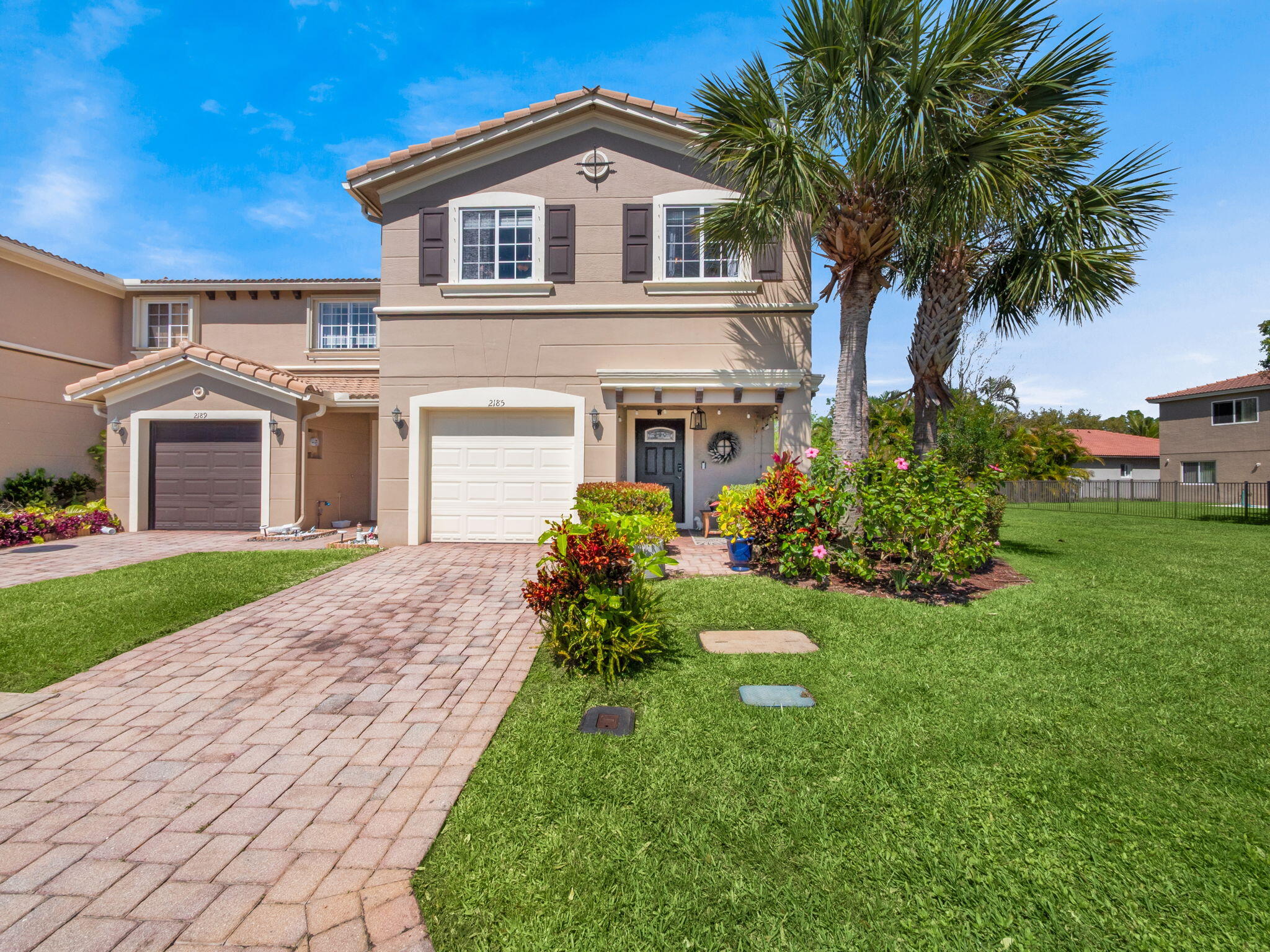 2185 SW Rockport Road