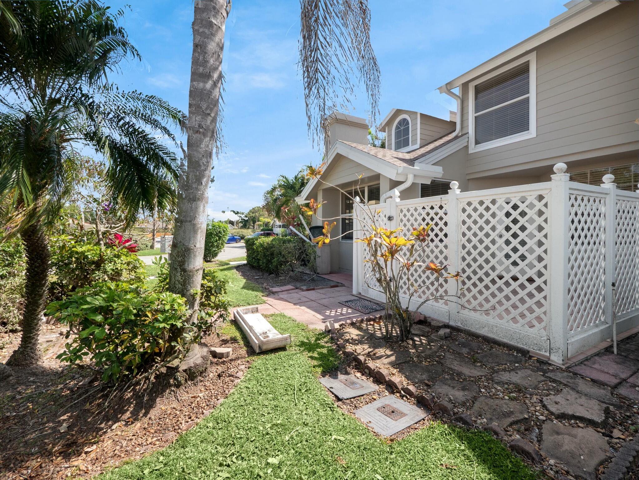 3642 SW Sunset Trace Circle