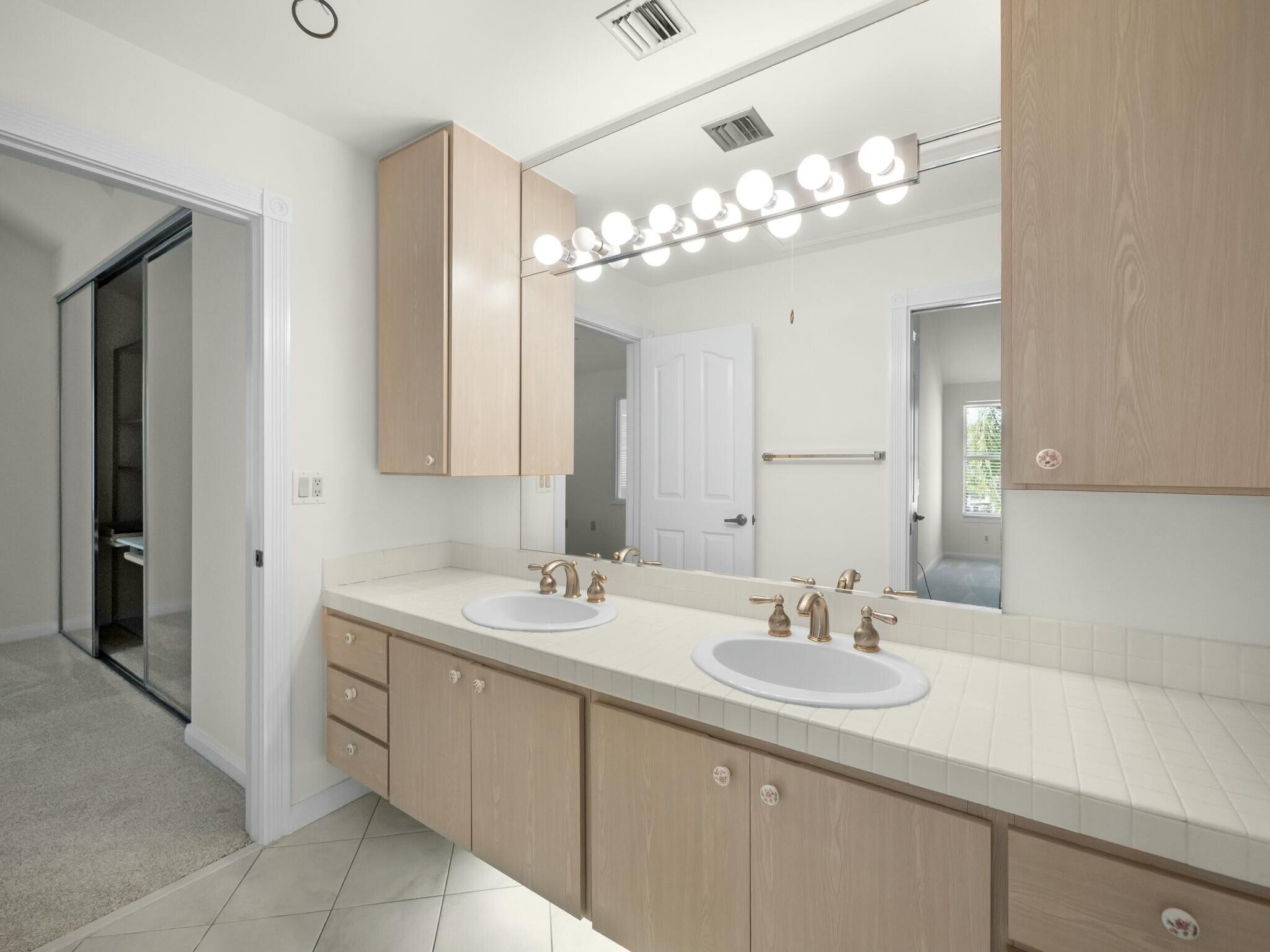 3642 SW Sunset Trace Circle