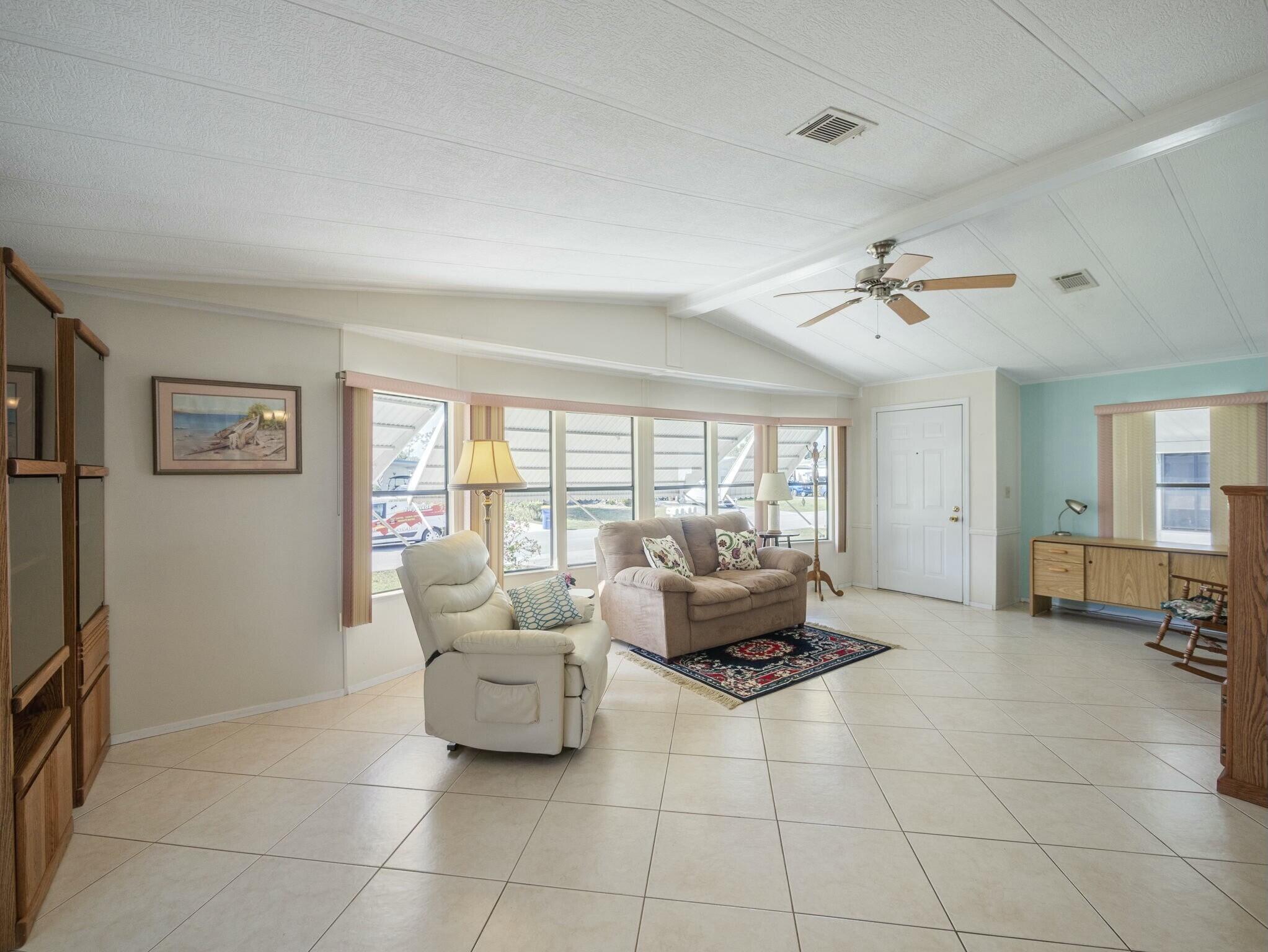 2661 SW Toronado Trail