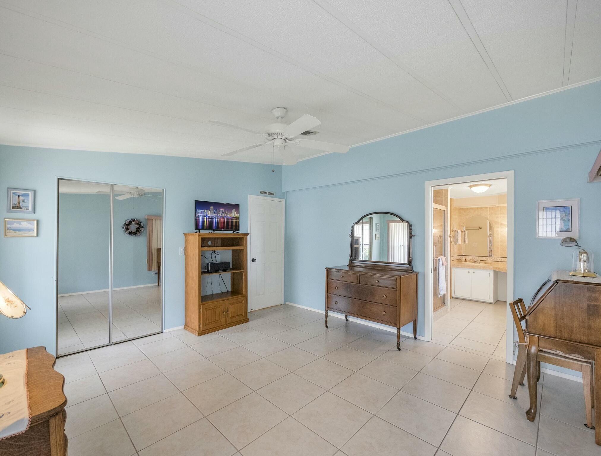 2661 SW Toronado Trail