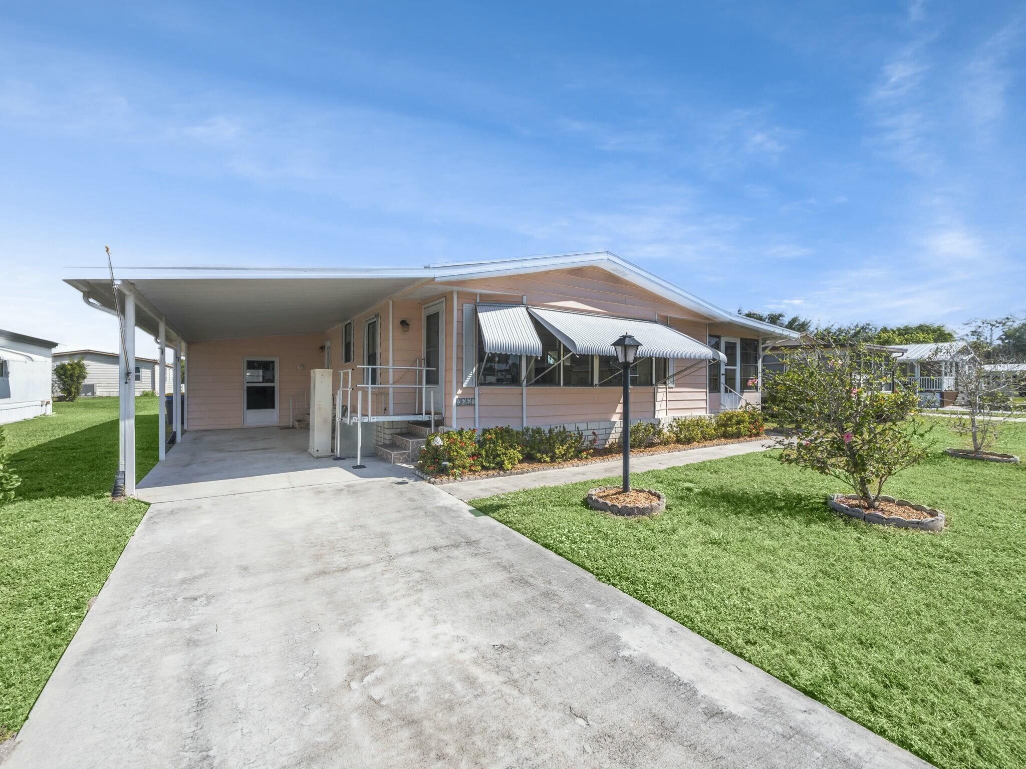 2661 SW Toronado Trail