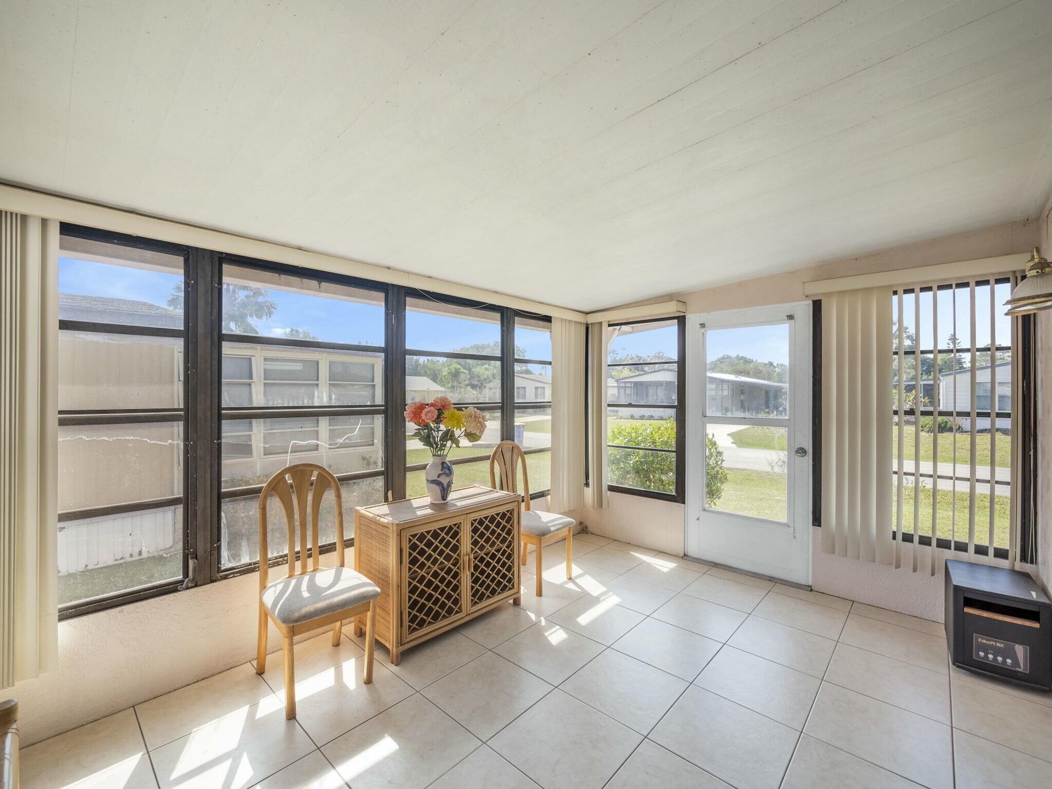 2661 SW Toronado Trail