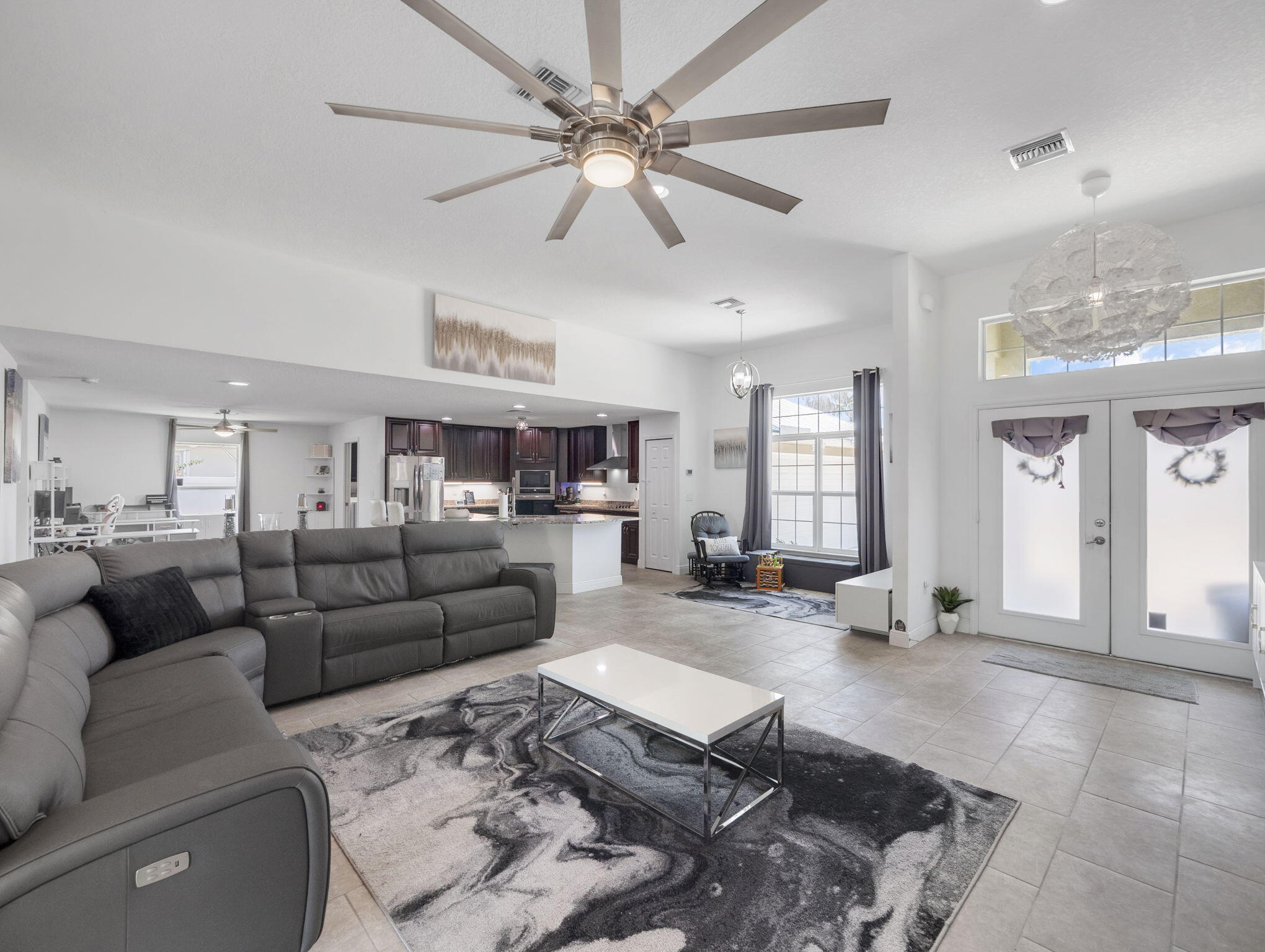 4201 SW Yalta Street