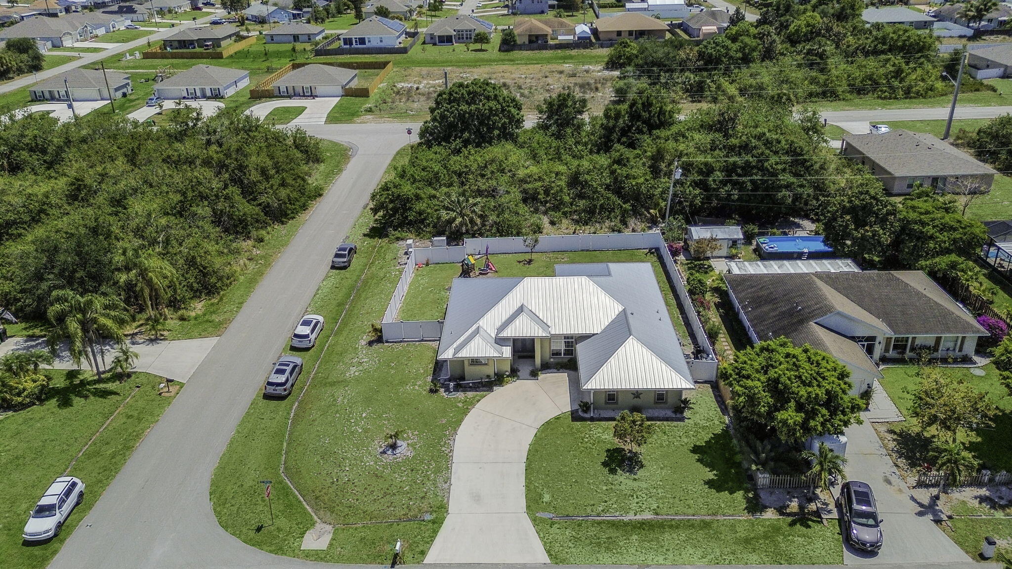 4201 SW Yalta Street