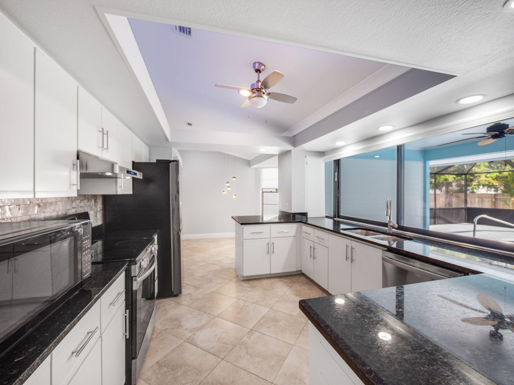 1409 SW Aachen Avenue