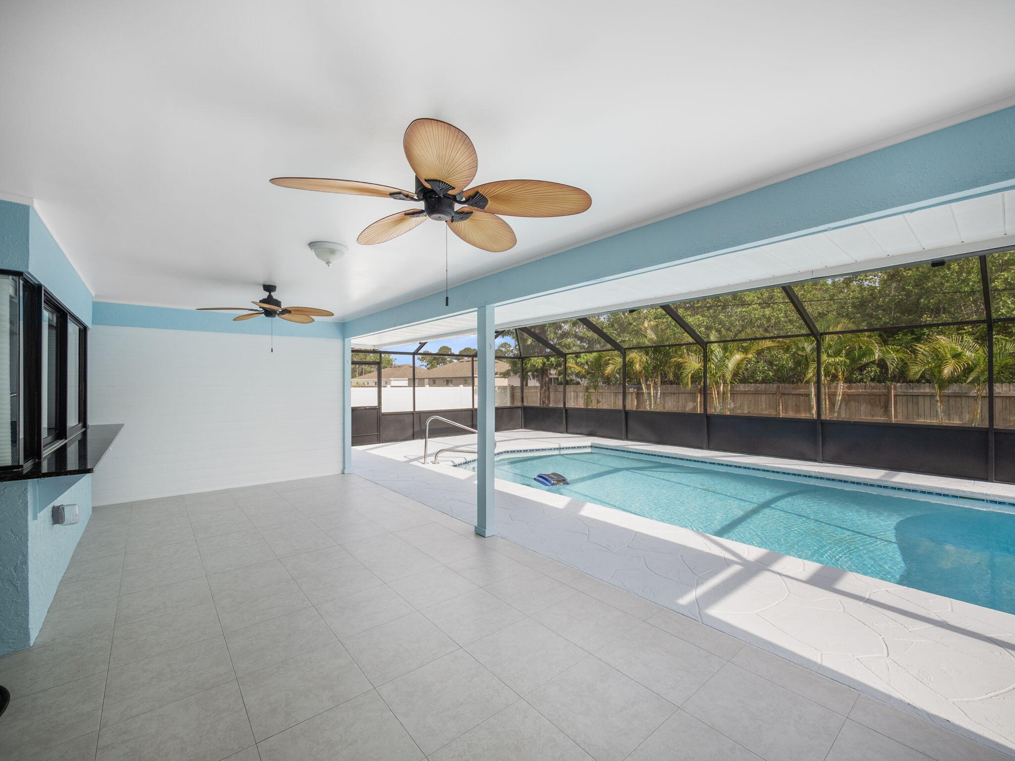 1409 SW Aachen Avenue