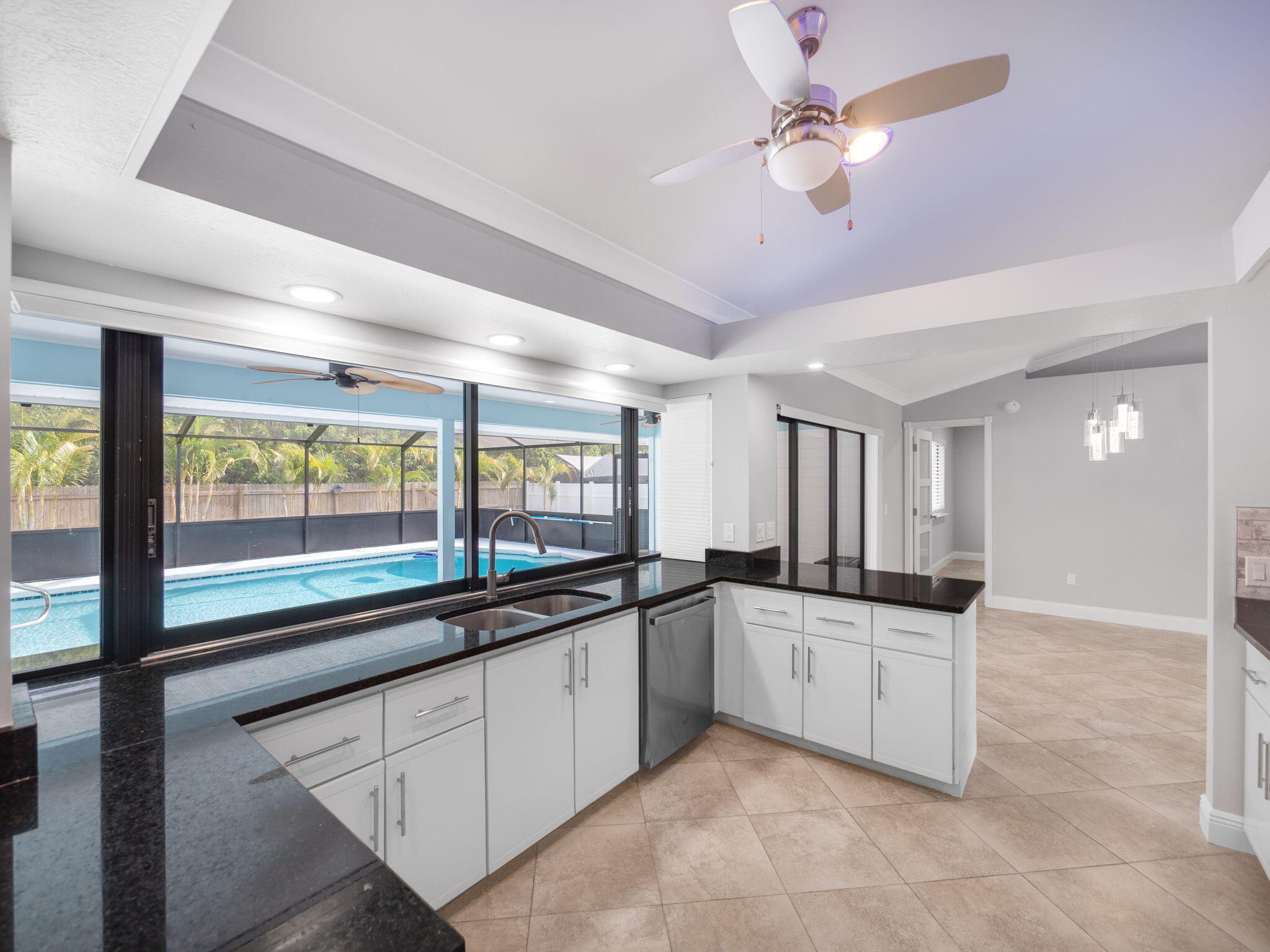 1409 SW Aachen Avenue