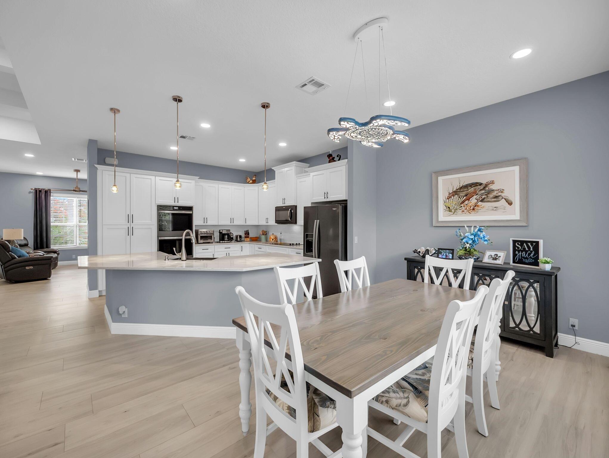 7701 Silver Oak Drive