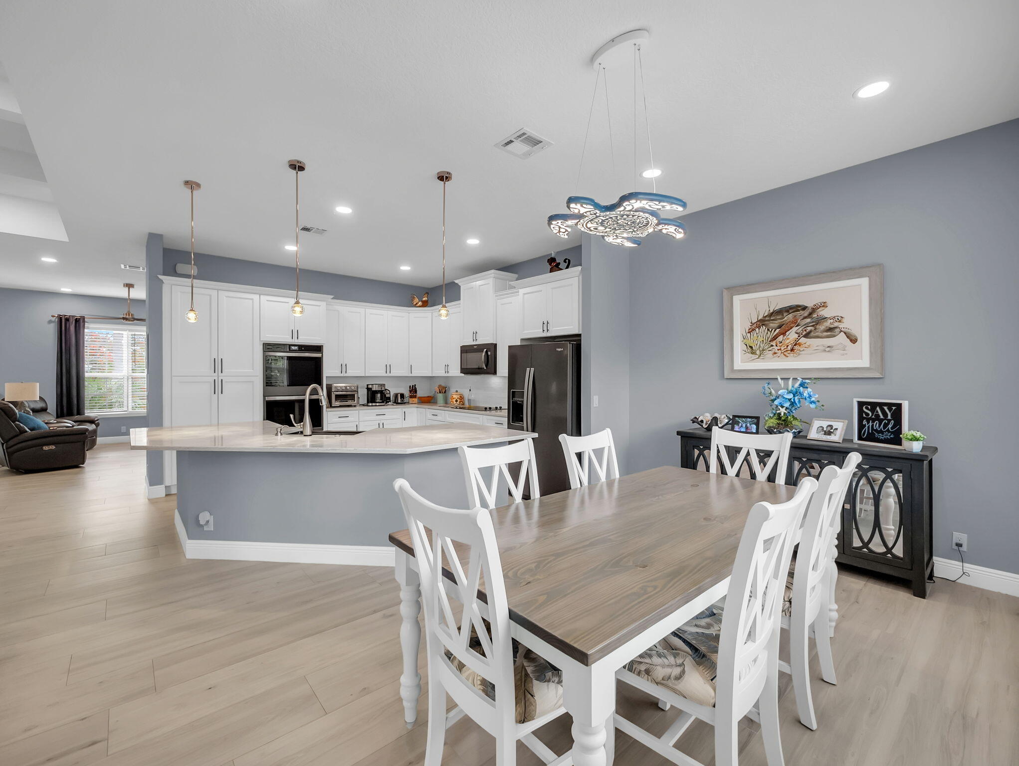 7701 Silver Oak Drive