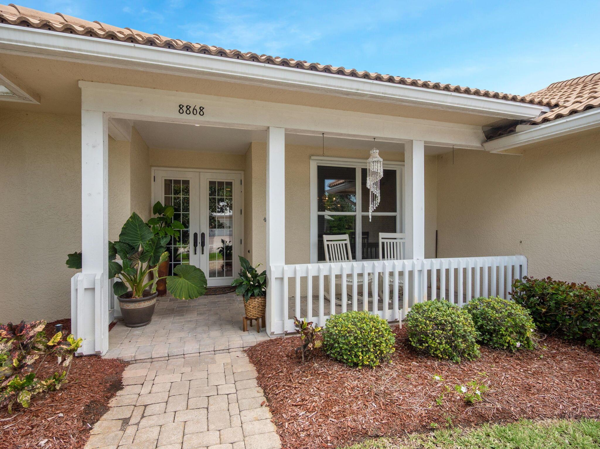 8868 SW Fishermans Wharf Drive