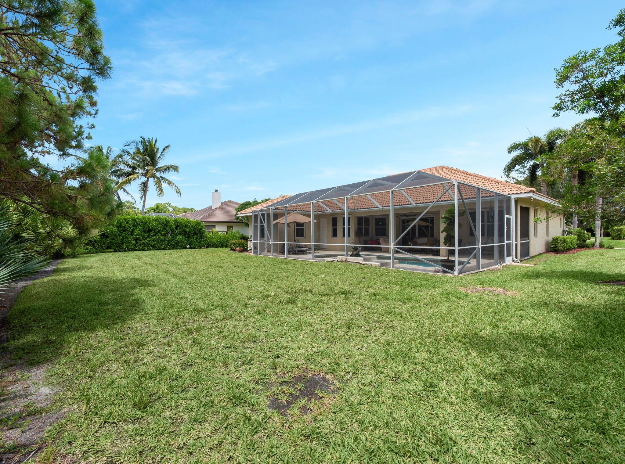 8868 SW Fishermans Wharf Drive