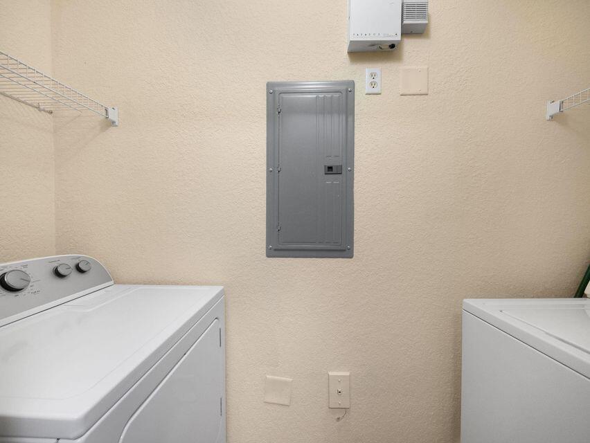 148 SW Peacock Boulevard 25 -206