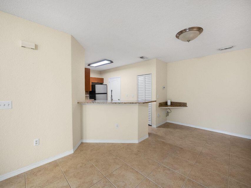 148 SW Peacock Boulevard 25 -206