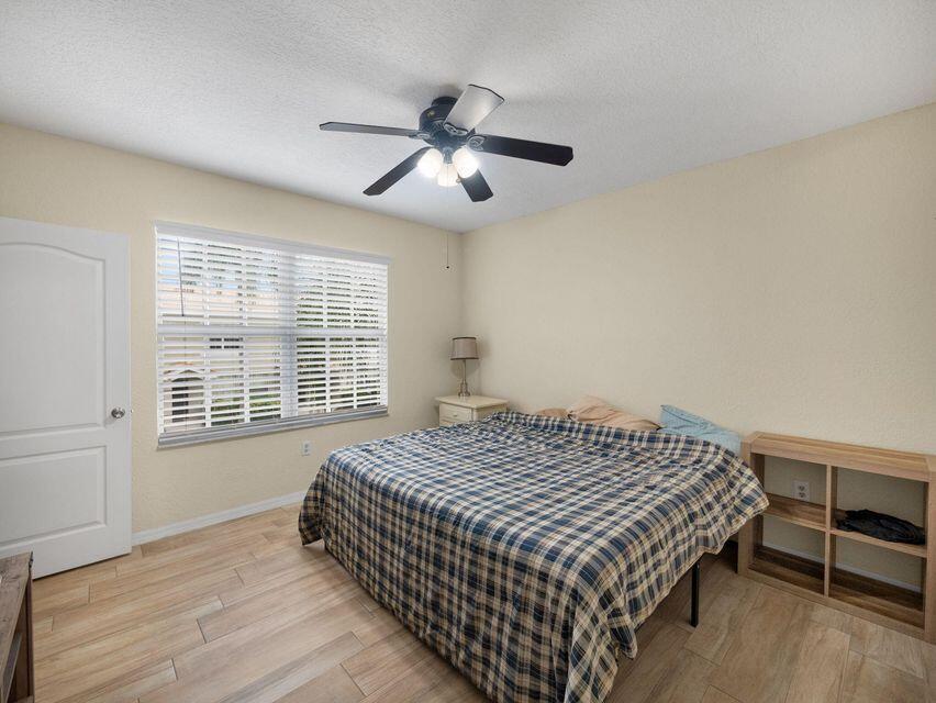 148 SW Peacock Boulevard 25 -206