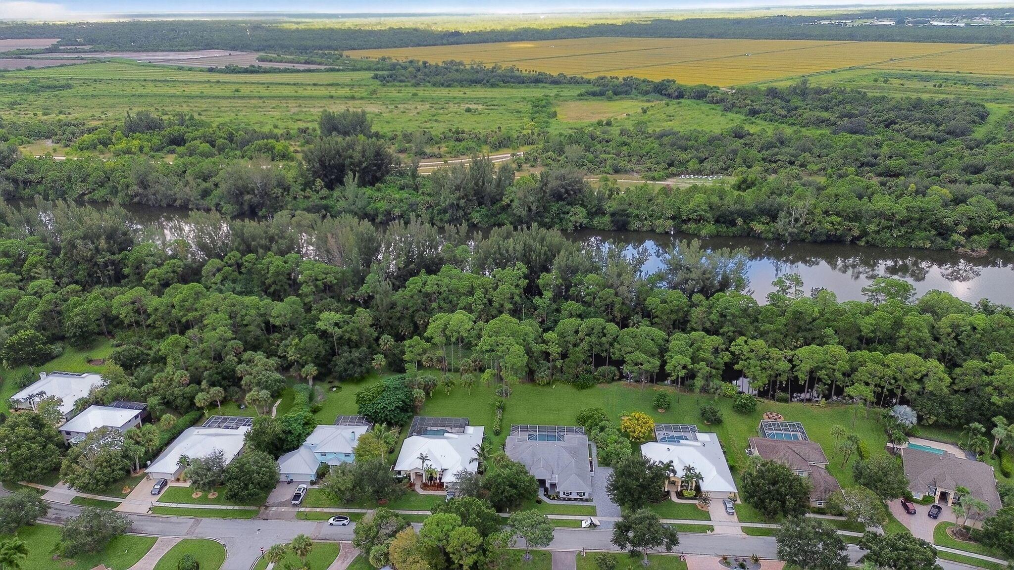 8025 SW Yachtsmans Drive