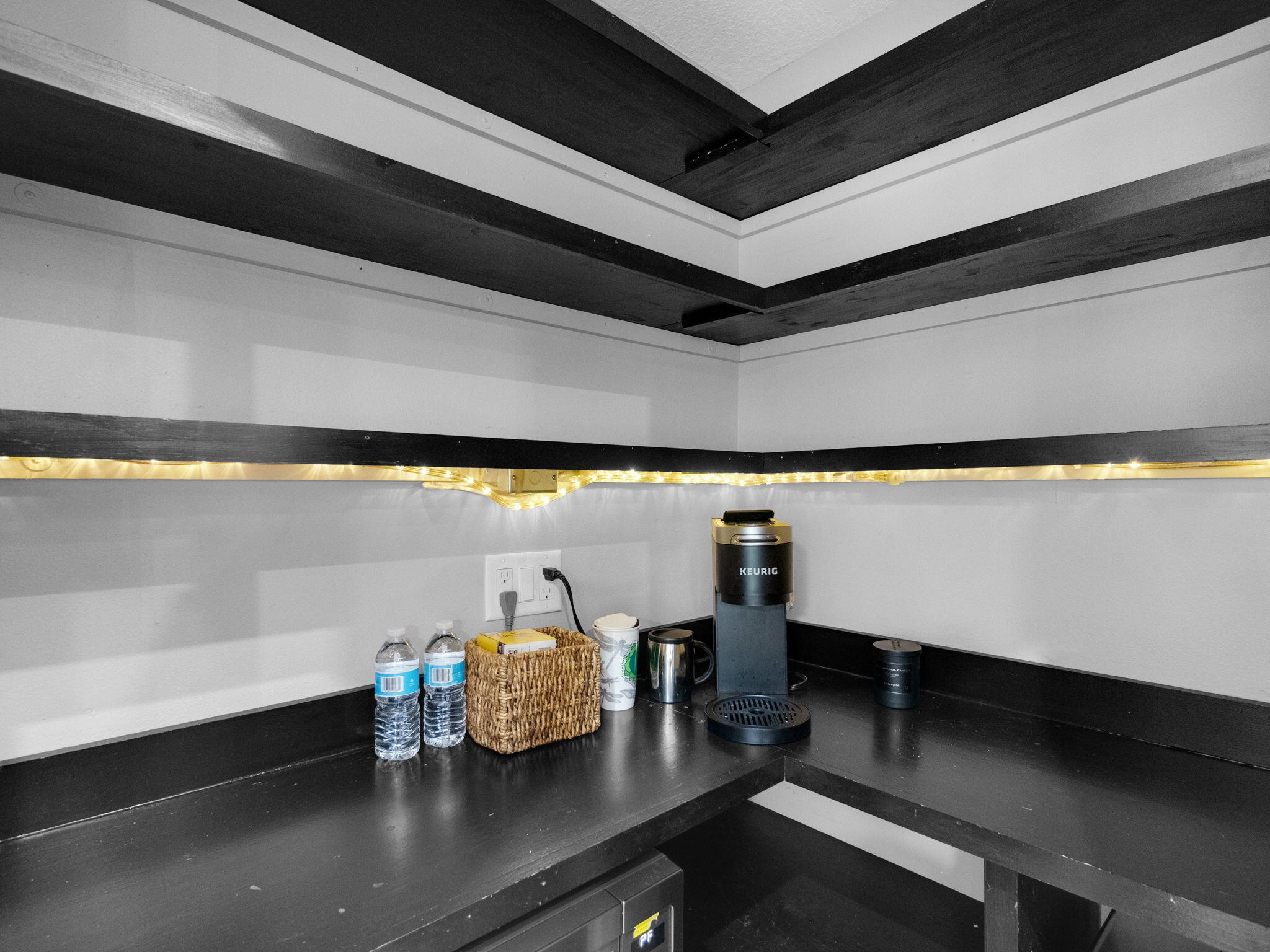 8025 SW Yachtsmans Drive