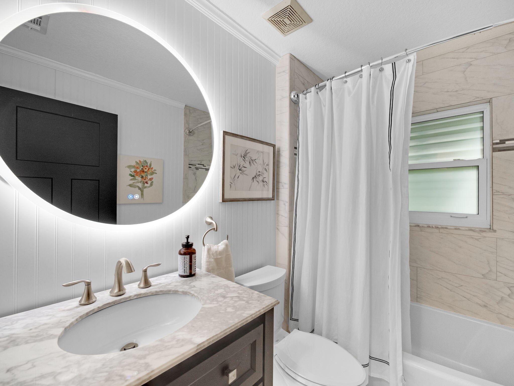 8025 SW Yachtsmans Drive