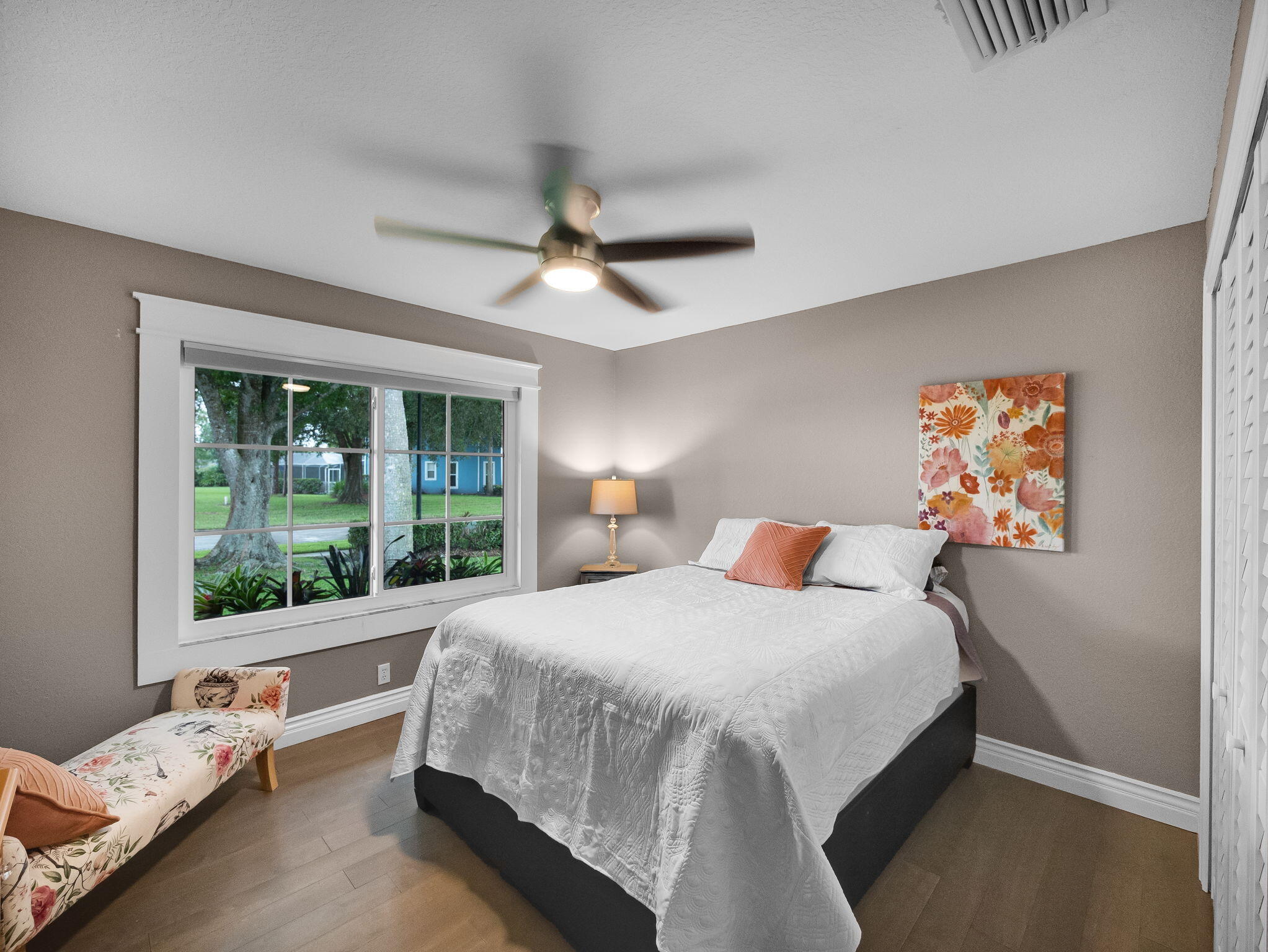 8025 SW Yachtsmans Drive