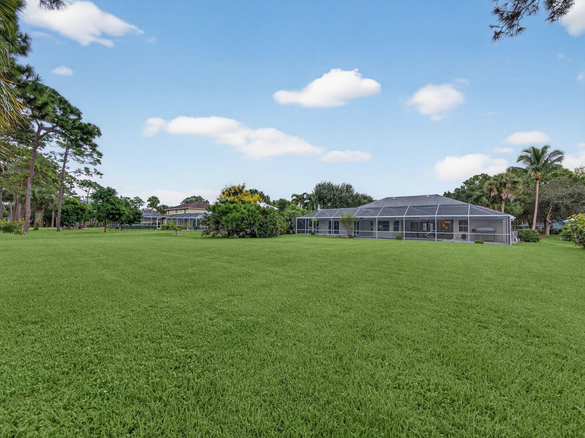 8025 SW Yachtsmans Drive