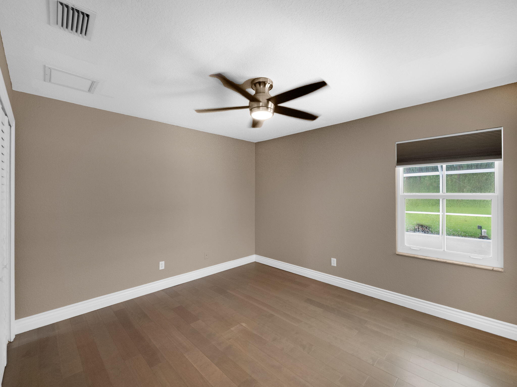 8025 SW Yachtsmans Drive