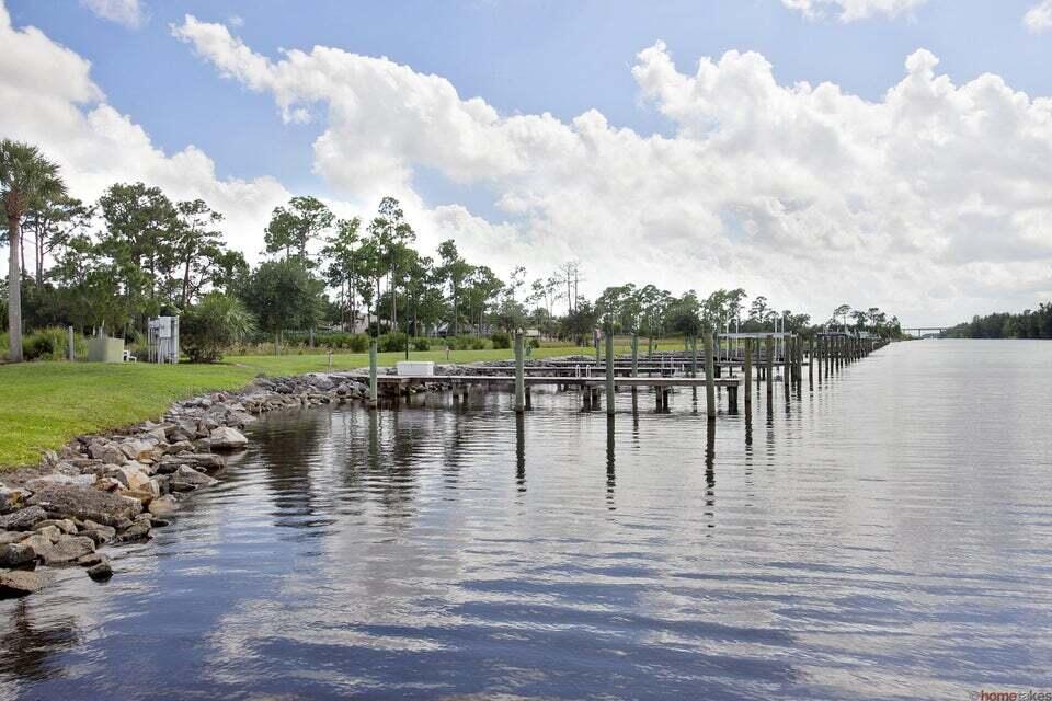 8025 SW Yachtsmans Drive