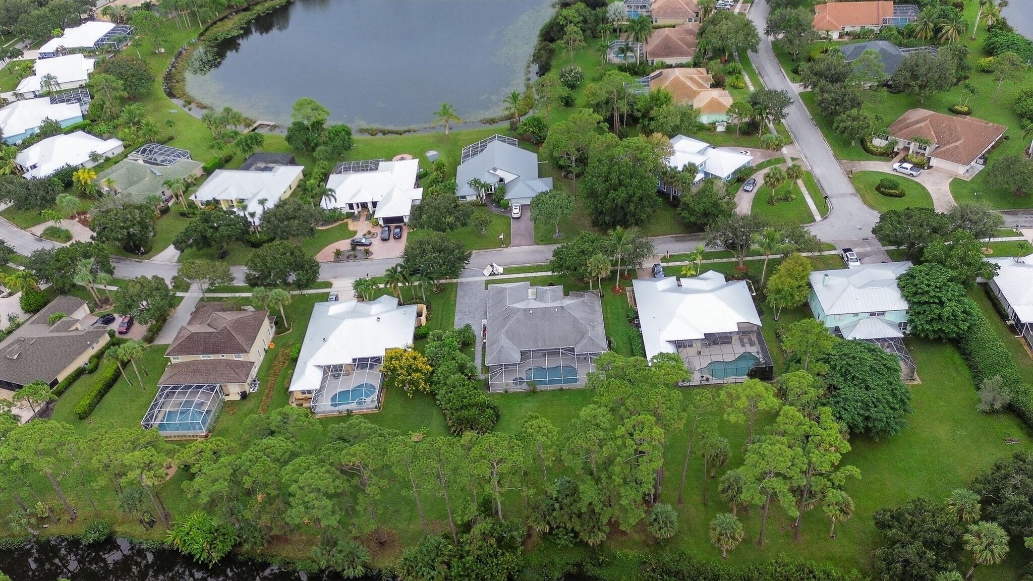 8025 SW Yachtsmans Drive