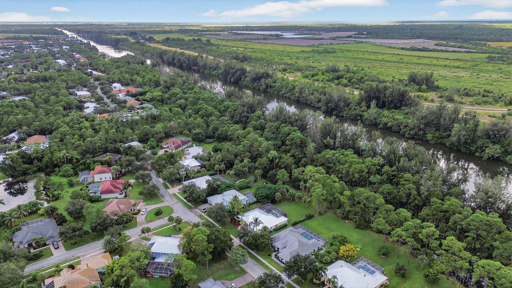 8025 SW Yachtsmans Drive