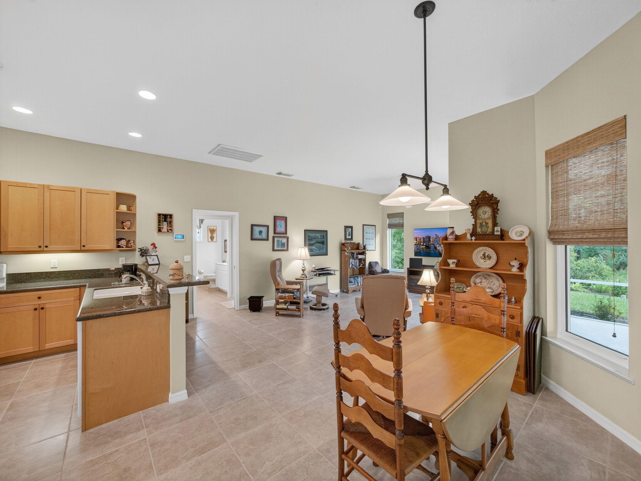 8836 SW Fishermans Wharf Drive