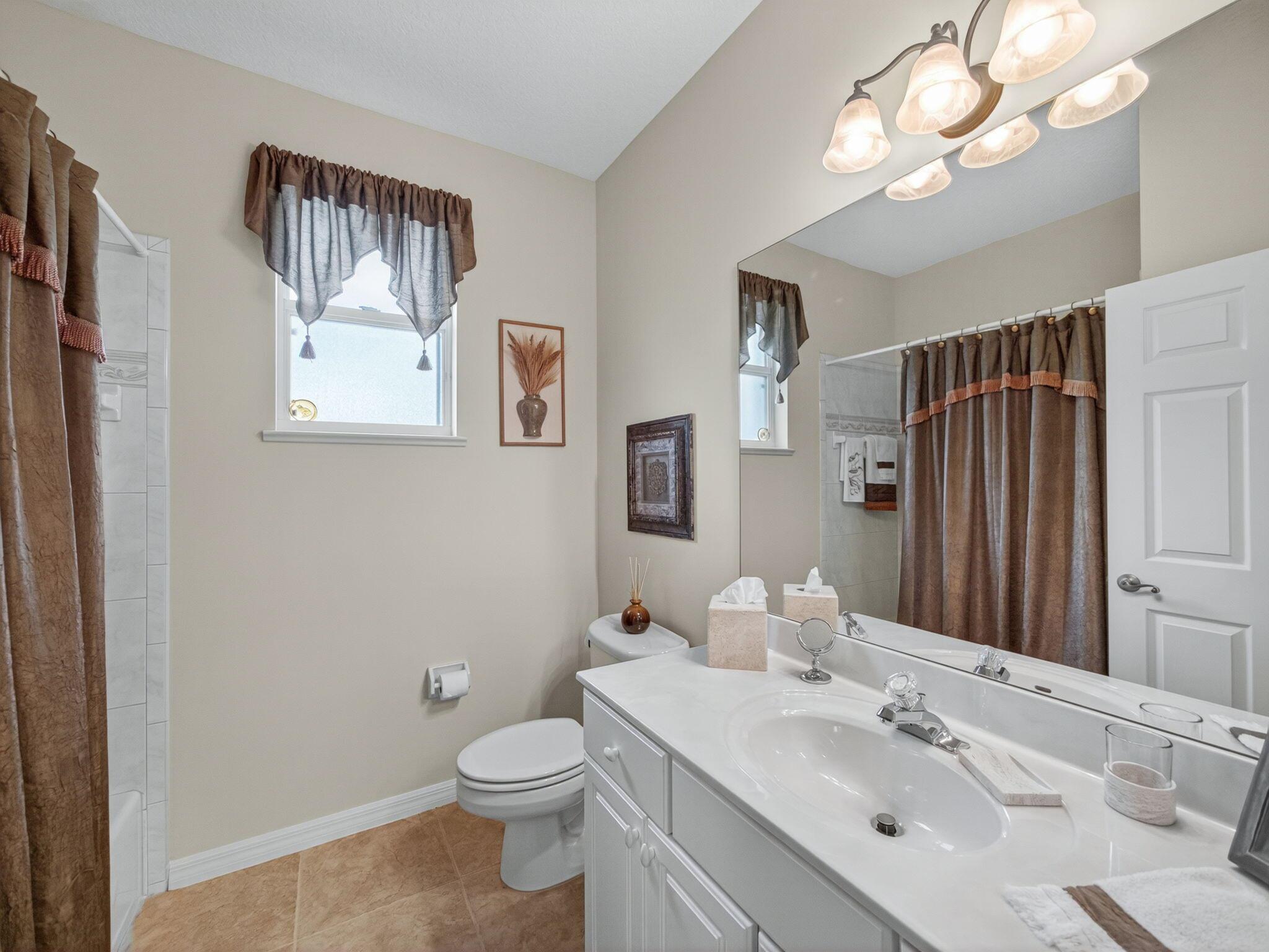 8836 SW Fishermans Wharf Drive