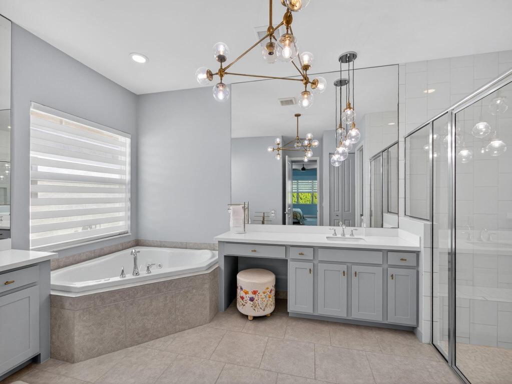 11882 SW Marigold Lakes Drive