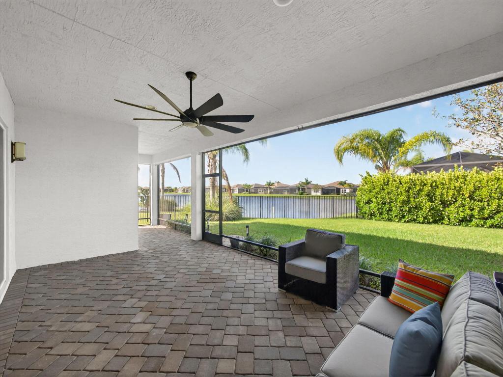 11882 SW Marigold Lakes Drive