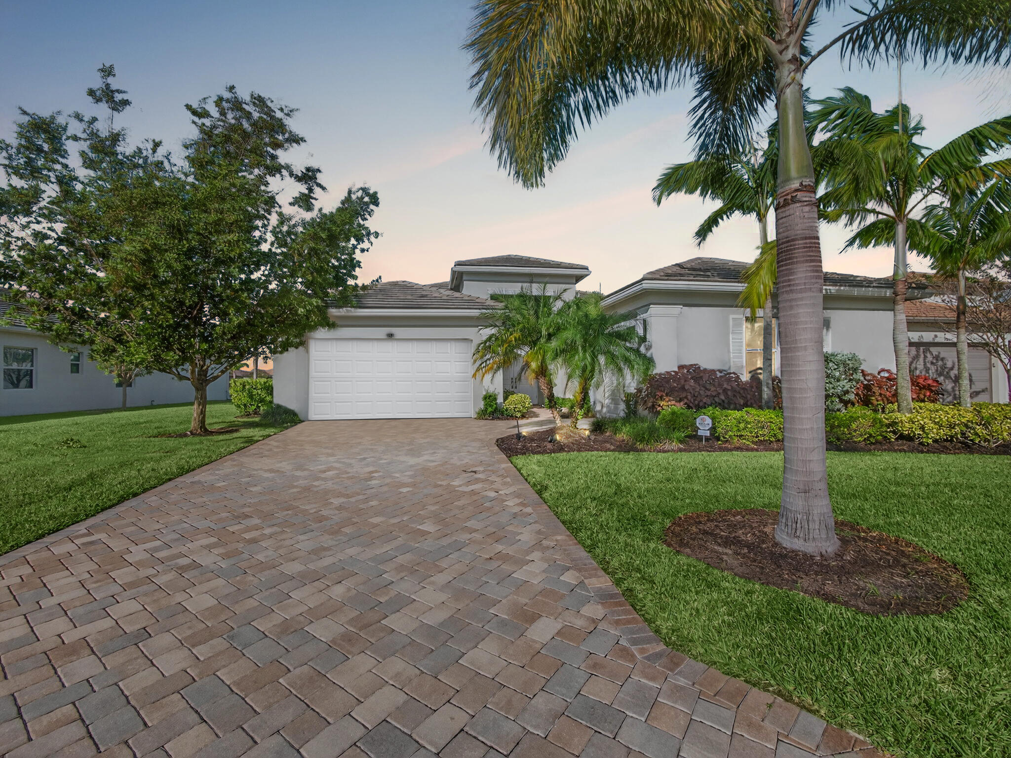 11882 SW Marigold Lakes Drive