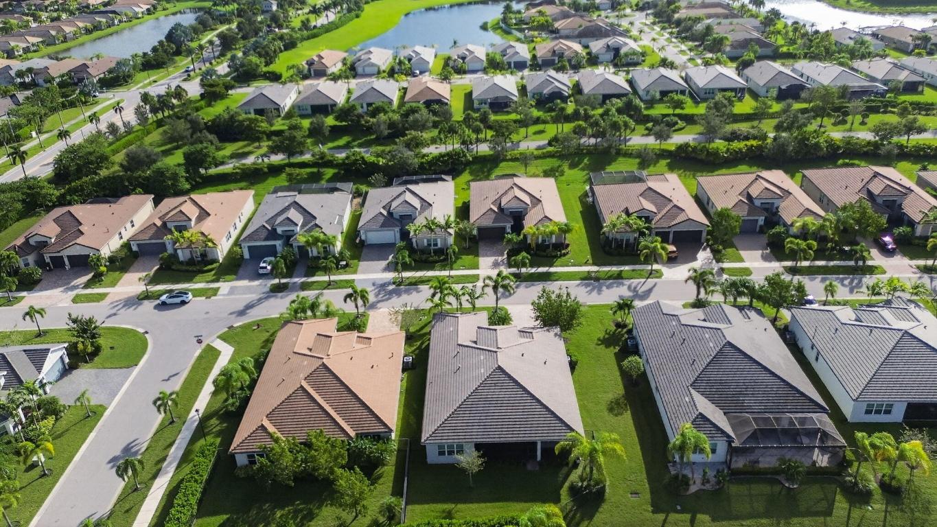 11882 SW Marigold Lakes Drive