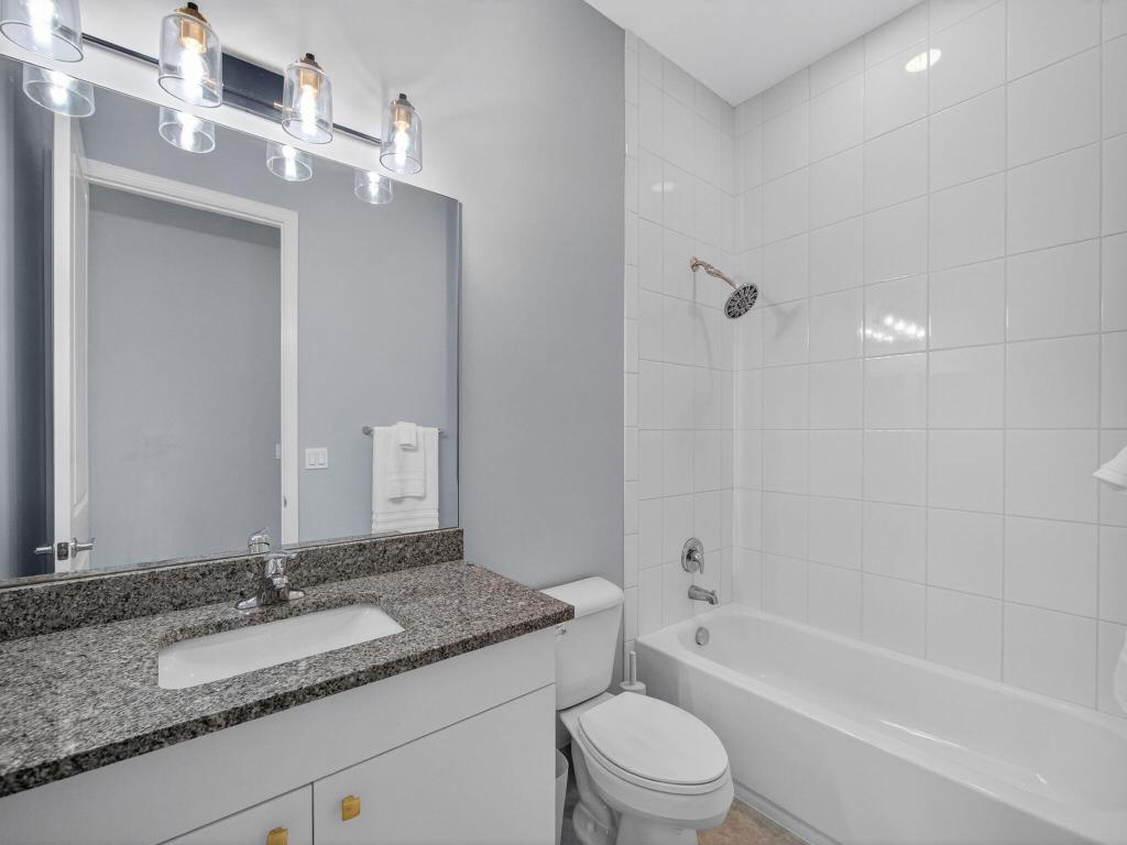 11882 SW Marigold Lakes Drive