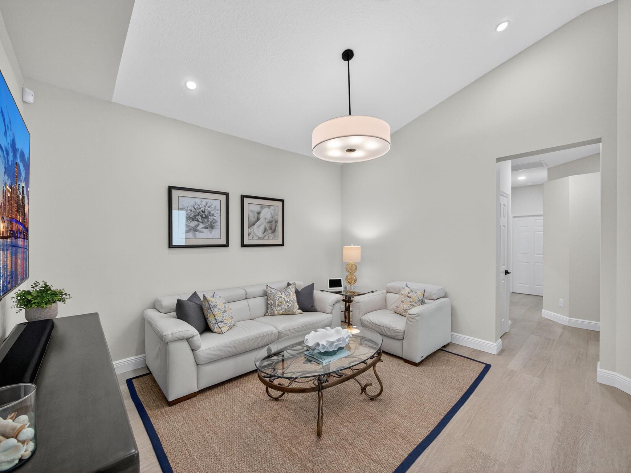 4561 SE Bridgetown Court