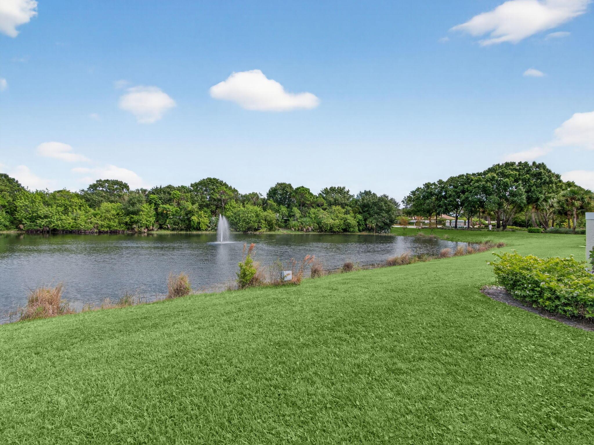 4561 SE Bridgetown Court