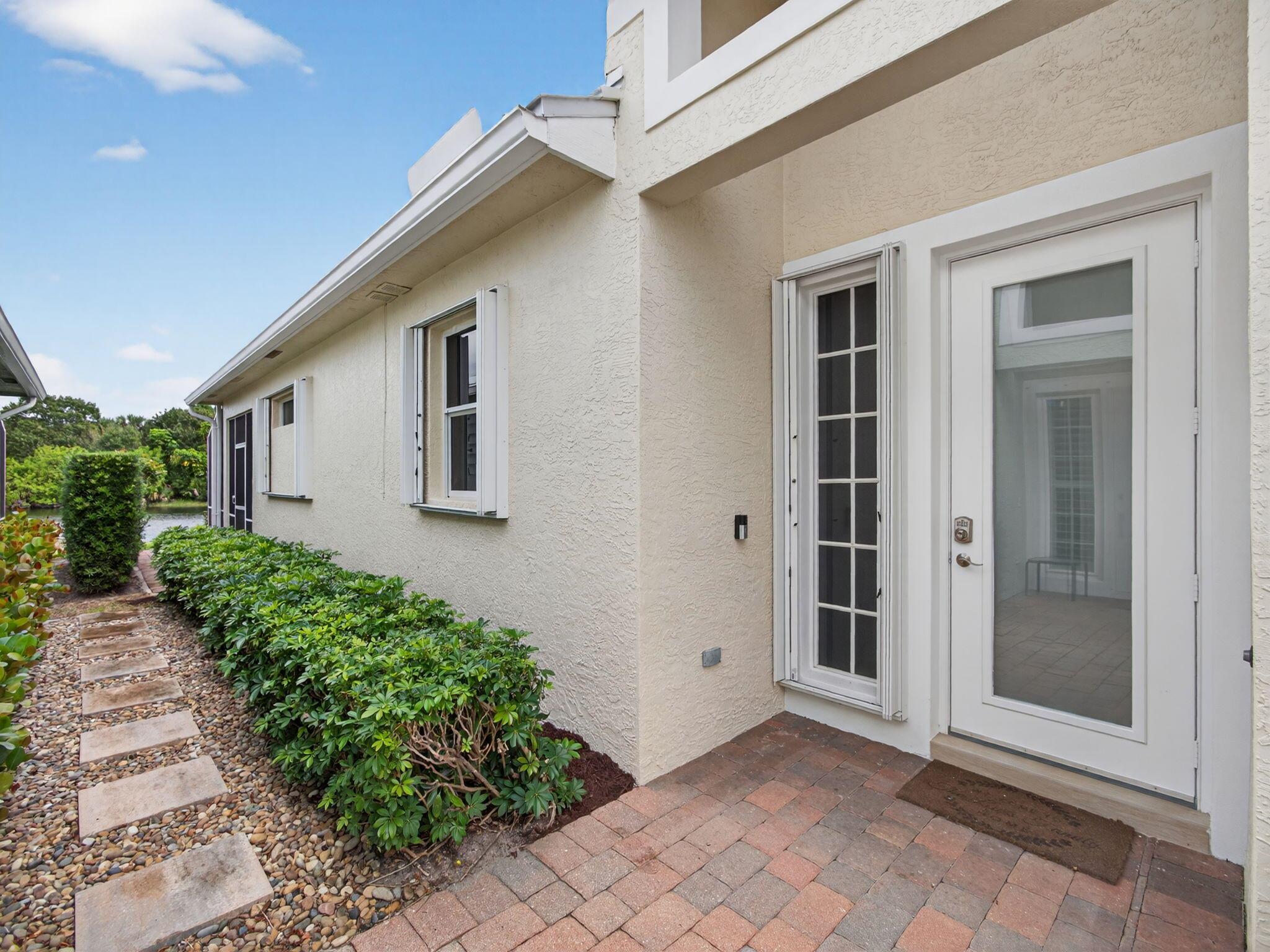 4561 SE Bridgetown Court