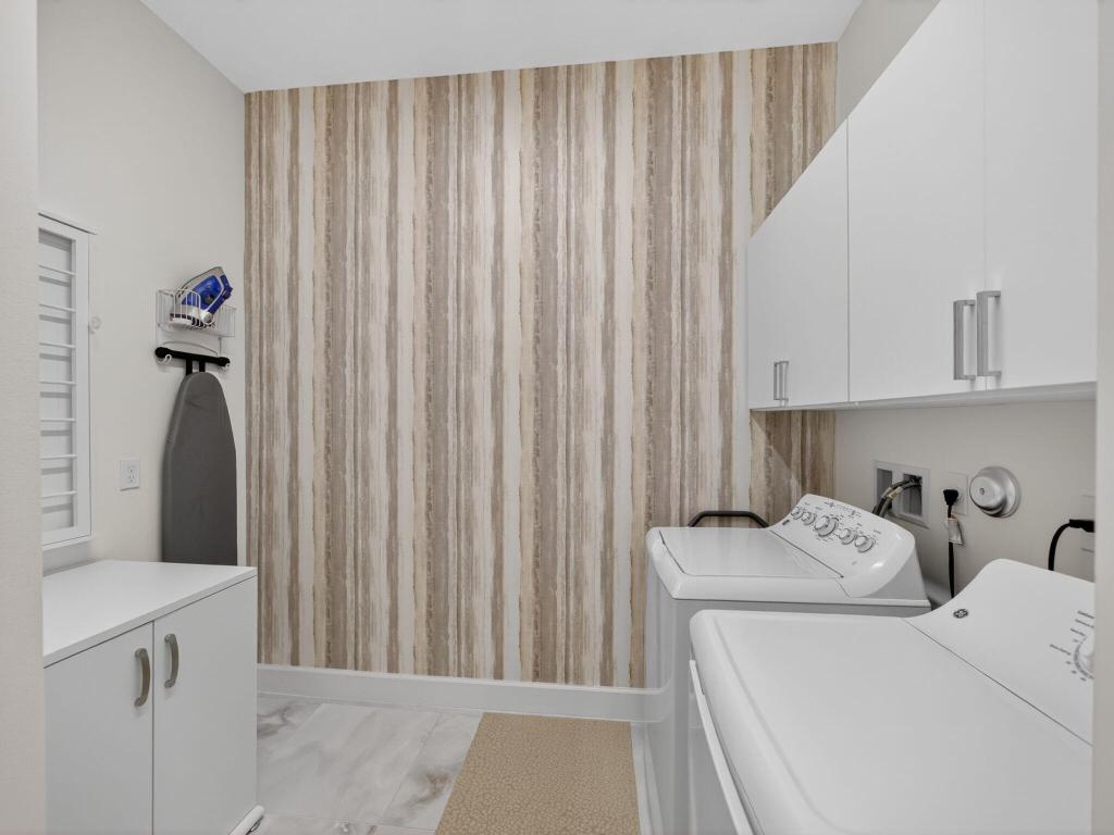 12417 SW Crystal Cove Drive