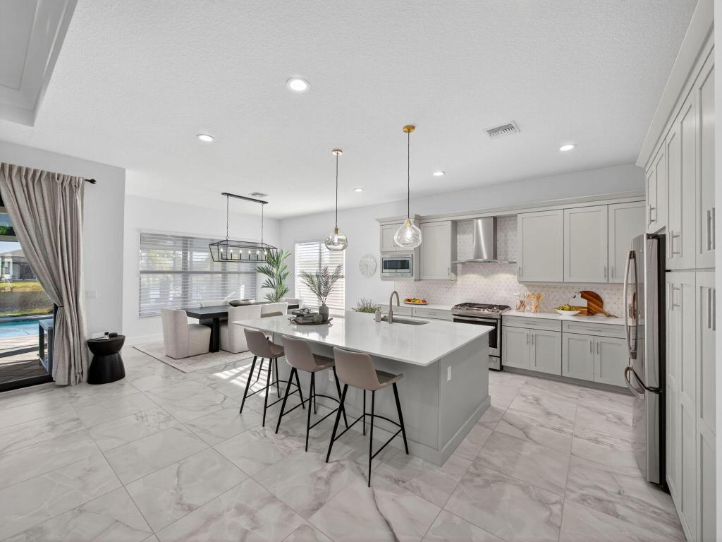 12417 SW Crystal Cove Drive